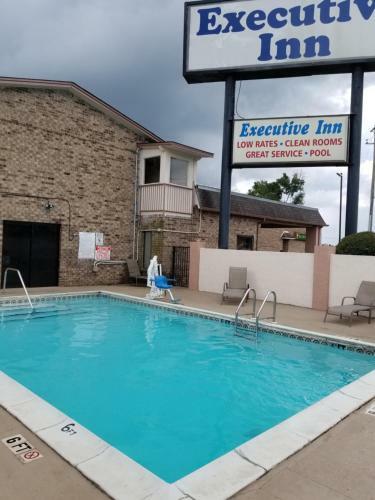 Motel Executive Inn