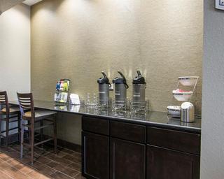 Hotel Sleep Inn And Suites