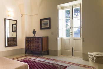 Hotel Masseria Lu Iundulu