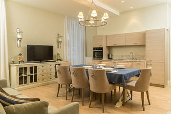 Aparthotel Wooden Villa