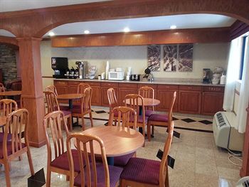 Hotel Days Inn & Suites Monroe