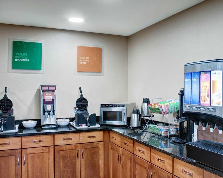 Hotel Comfort Inn & Suites