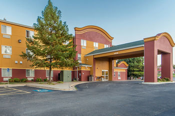 Hotel Econo Lodge Inn And Suites