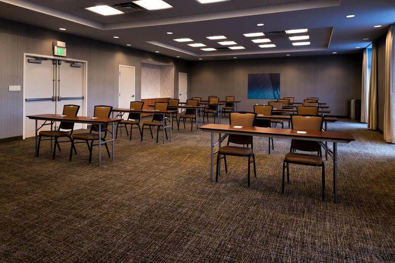 Hotel Springhill Suites By Marriott Pittsburgh Southside Works