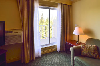 Hotel Quality Inn & Suites