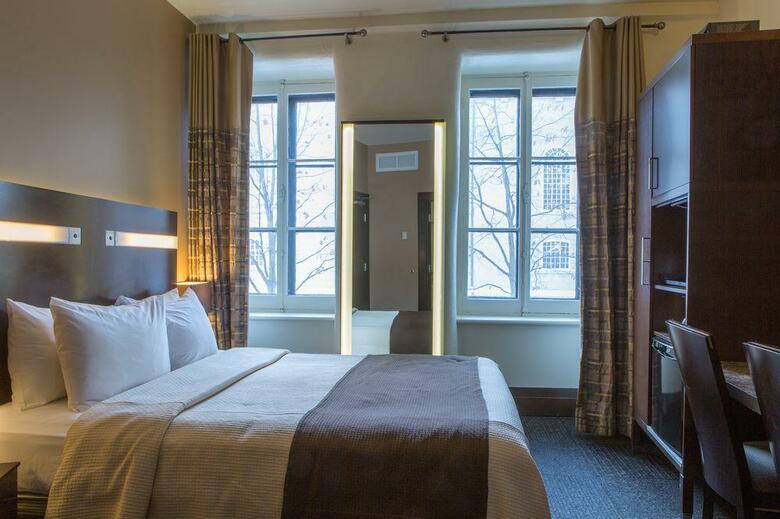 Hotel H�tel Sainte-anne