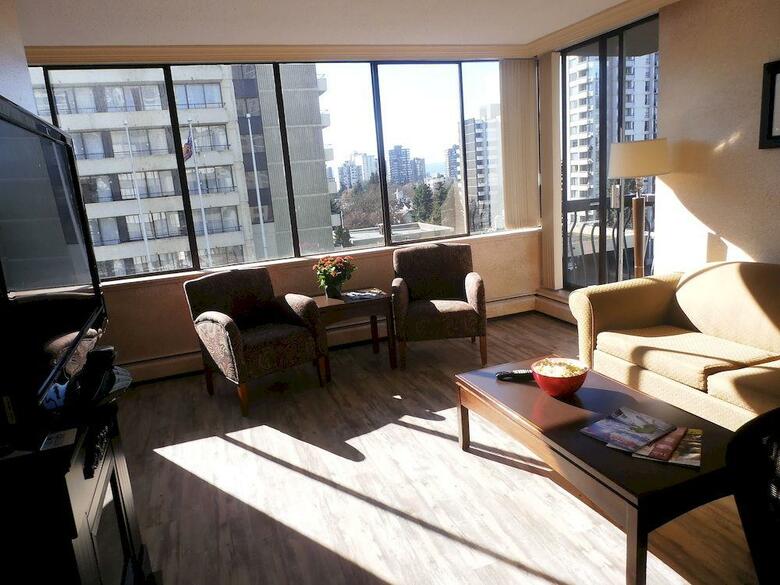 Riviera On Robson Suites Hotel Downtown Vancouver