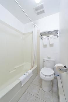 Hotel Canadas Best Value Inn - Hope