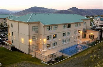 Hotel Pacific Inn & Suites