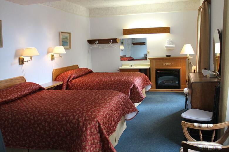 James Bay Inn Hotel & Suites