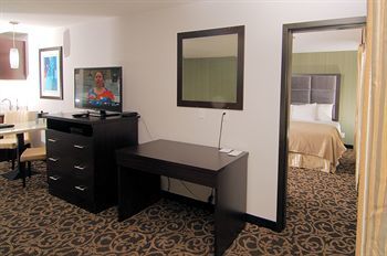 Hotel Paradise Inn And Suites Redwater