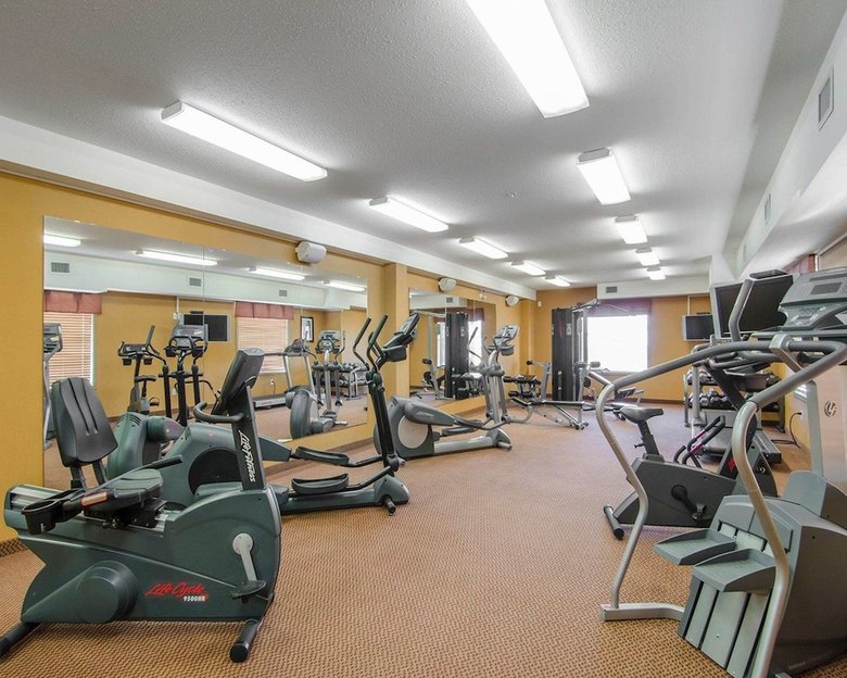 Hotel Quality Inn & Suites