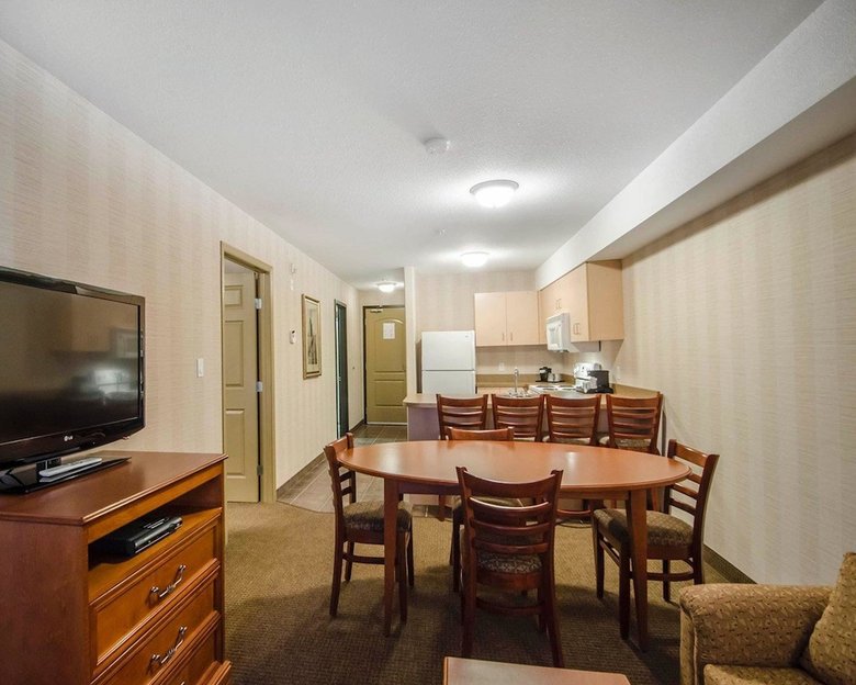 Hotel Quality Inn & Suites