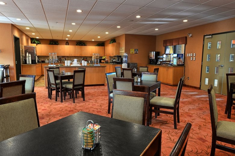 Hotel Quality Inn & Suites