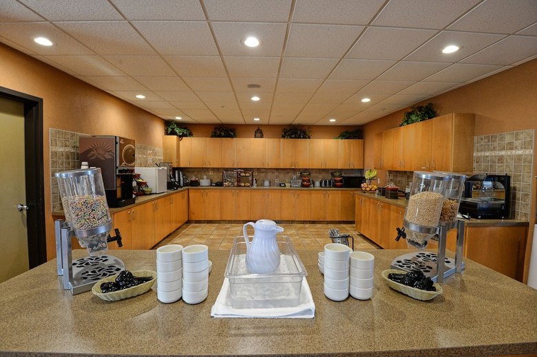 Hotel Quality Inn & Suites