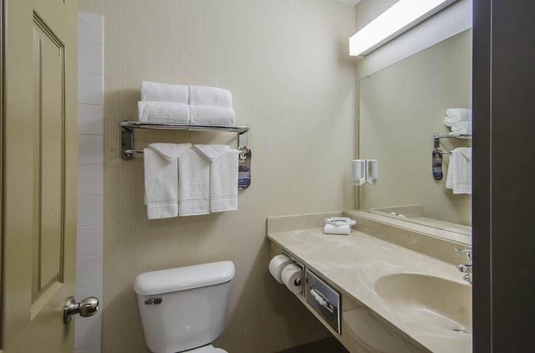 Hotel Quality Inn & Suites