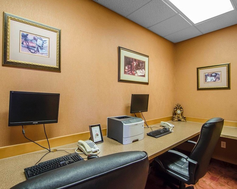 Hotel Quality Inn & Suites