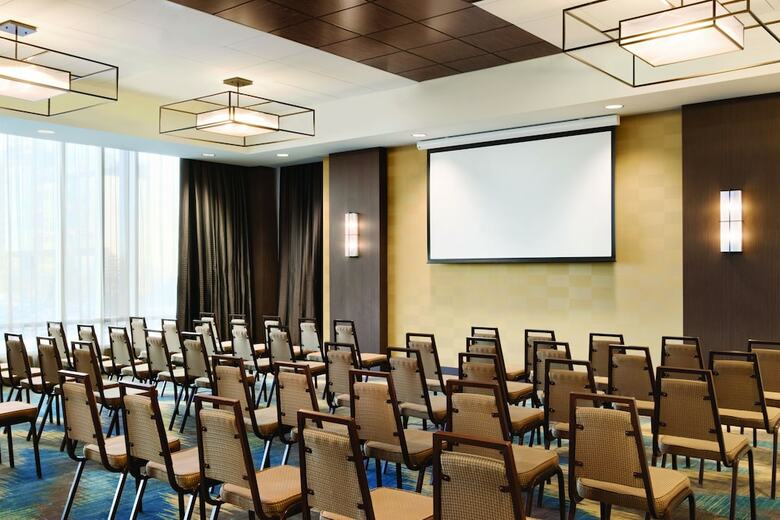 Hotel Homewood Suites By Hilton Calgary Downtown
