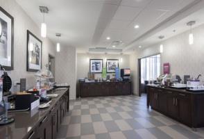 Hotel Hampton Inn & Suites By Hilton Airdrie