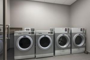 Hotel Hampton Inn & Suites By Hilton Airdrie
