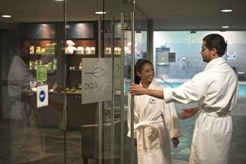 Aparthotel The Parkside Hotel & Spa