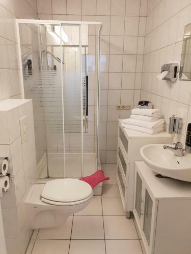 Hostal Ostseepension Warnem�nde