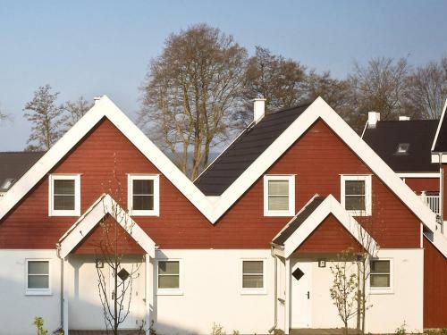 Hotel Holiday Home Schlosspark Bad Saarow.5