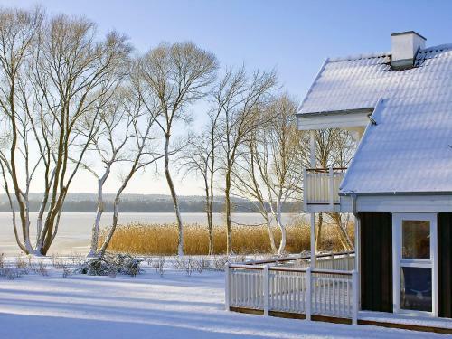 Hotel Holiday Home Schlosspark Bad Saarow.4