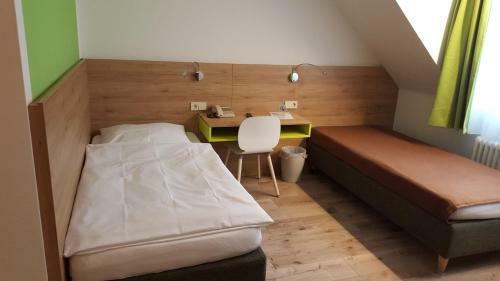 Hostal G�stehaus Ruh - Non-smoking