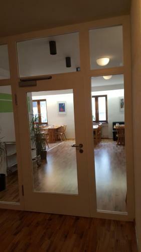 Hostal G�stehaus Ruh - Non-smoking