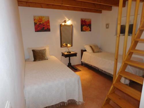 Residencia Dinas Guesthouse