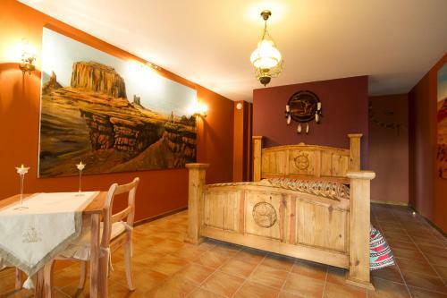 Hostal Guest House Western-city