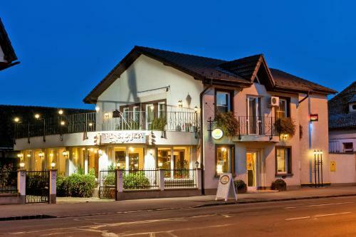 Bed & Breakfast Pensiunea Luiza