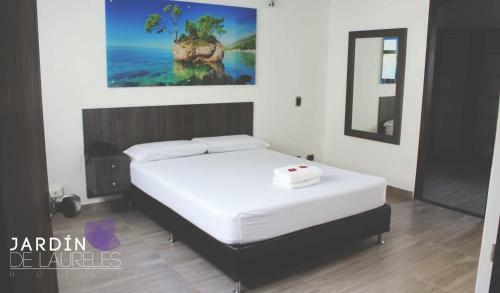 Hotel Jardin De Laureles