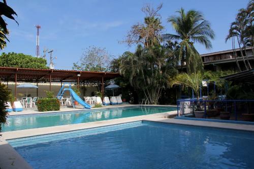 Hotel Oasis Del Pacifico
