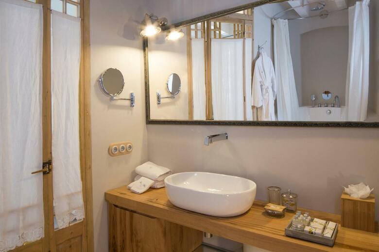 Jard� De Ses Bruixes Boutique Hotel