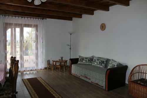 Kata Vend�gh�z