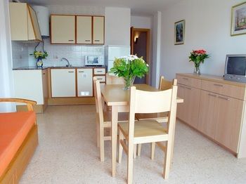 Apartamentos Zeus Sant Jordi