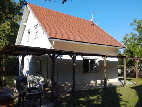 Oliva 8 F?s Balatoni Nyaral�