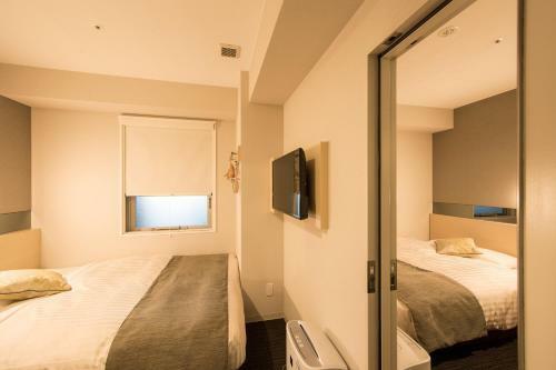 Super Hotel Premier Osaka Hommachi