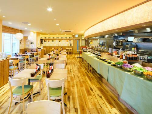 Super Hotel Premier Osaka Hommachi