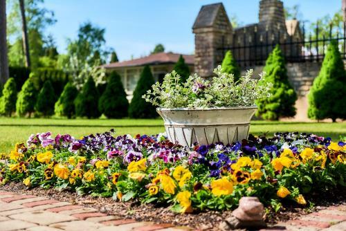 Villa M.s. Kuznetsov Apartments