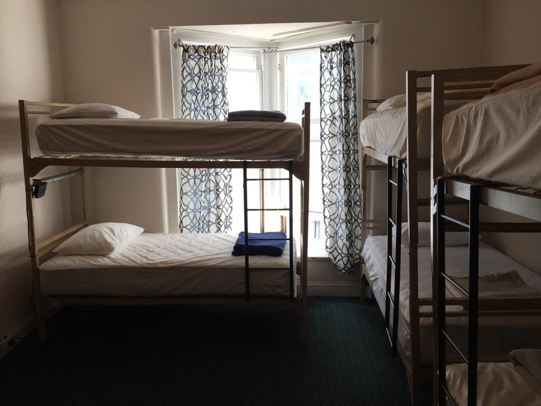 Hostal Amsterdam Hostel