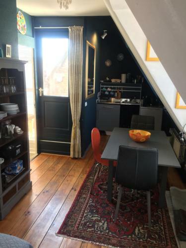 Hostal B&B Central