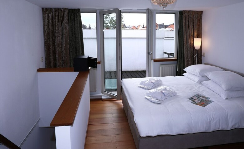 Luxury Apartments Delft III Flower Market