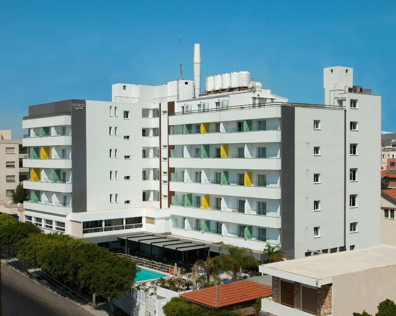 Hotel Pefkos
