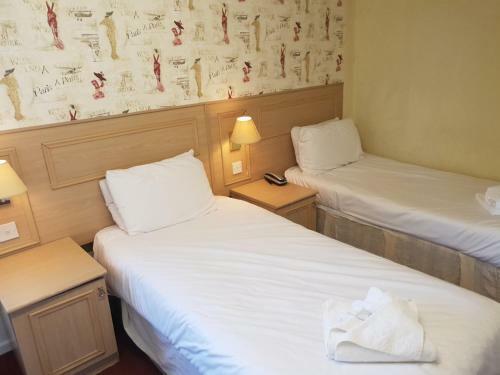 Bed & Breakfast The Parisienne Hotel