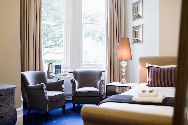 Hostal Washington House Hotel