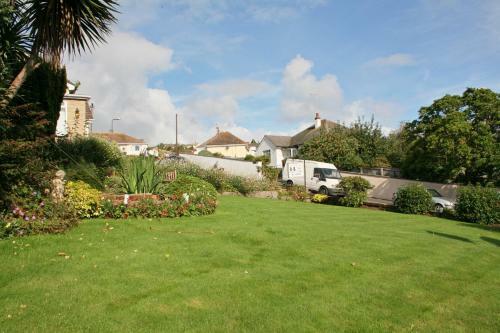 Hostal Churston Way Lodge Guest House