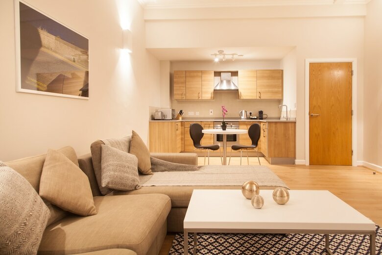 Hotel Premier Suites Plus Glasgow George Square
